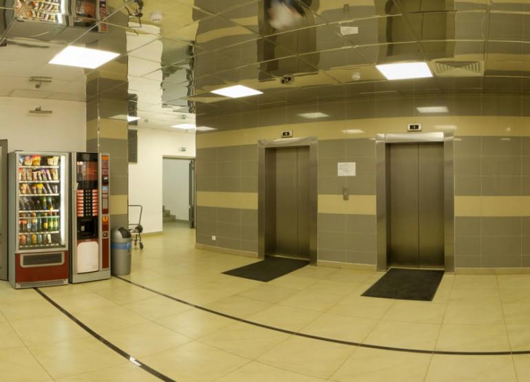 Гринвуд: Вид главного лифтового холла